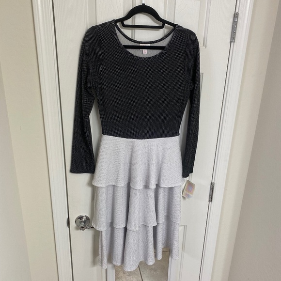 NWT - LulaRoe Georgia Dress (M) - Picture 1 of 6